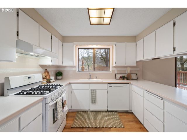 17720 Se COOK St, Milwaukie, OR 97267