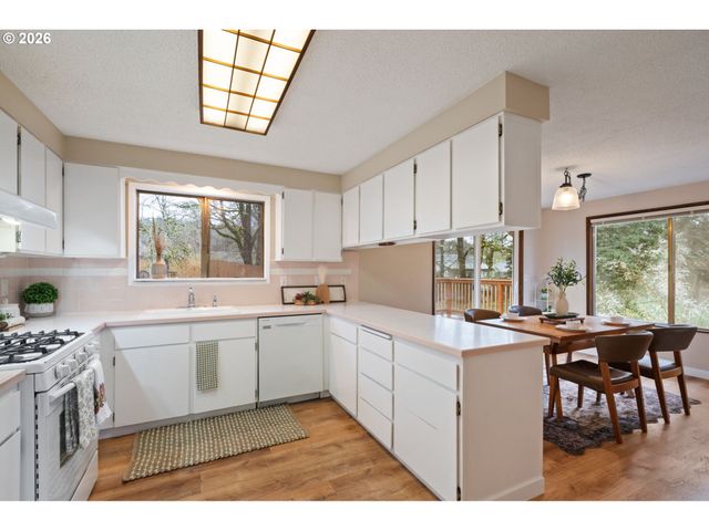 17720 Se COOK St, Milwaukie, OR 97267