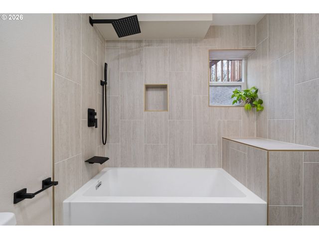 17720 Se COOK St, Milwaukie, OR 97267