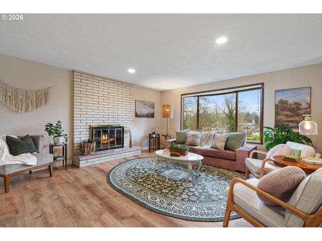 17720 Se COOK St, Milwaukie, OR 97267