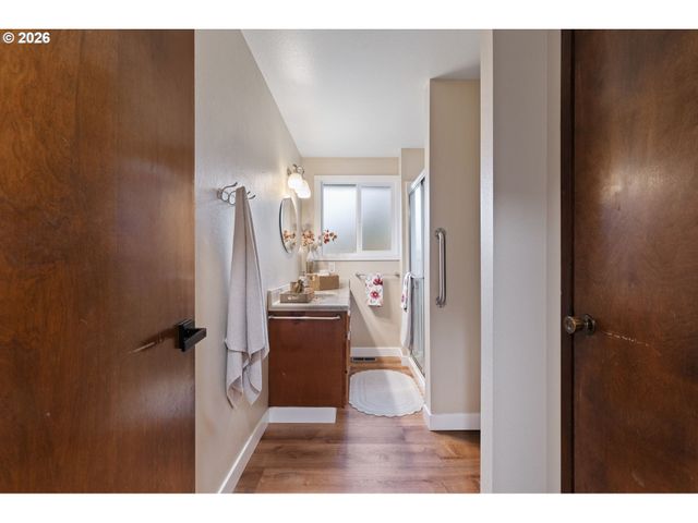 17720 Se COOK St, Milwaukie, OR 97267