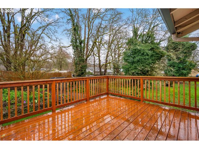 17720 Se COOK St, Milwaukie, OR 97267