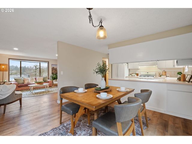 17720 Se COOK St, Milwaukie, OR 97267