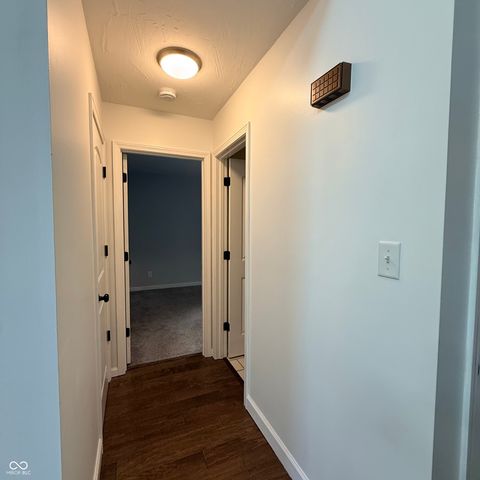 209 Brighton Court, Greenwood, IN 46143