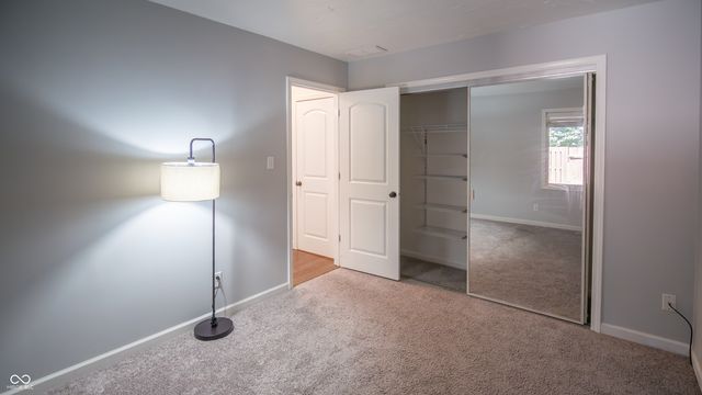 209 Brighton Court, Greenwood, IN 46143