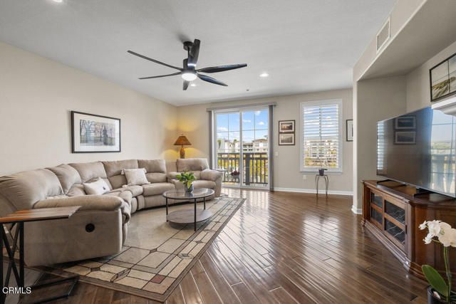 1544 Seabridge Lane, Oxnard, CA 93035