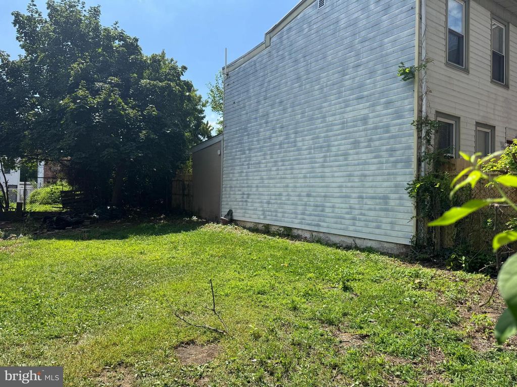 920 MARSHALL ST, Wilmington, DE 19805