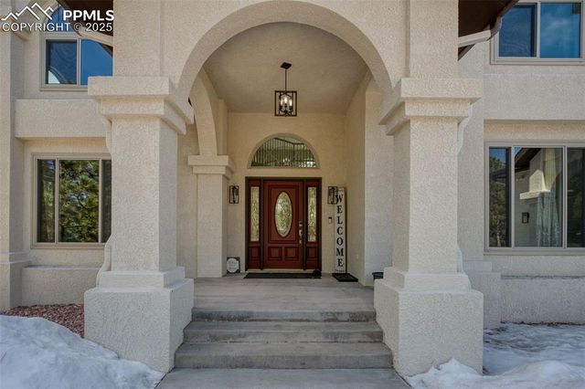 17502 Abert Ridge View, Colorado Springs, CO 80908