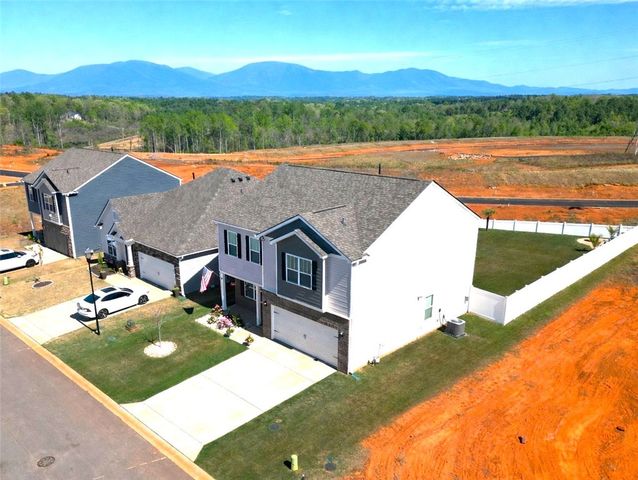 212 Emerald Creek Avenue, Greer, SC 29651