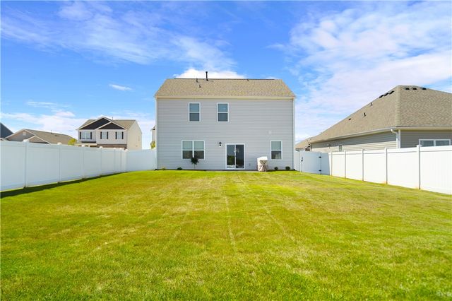 212 Emerald Creek Avenue, Greer, SC 29651