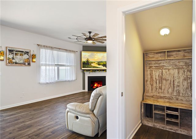 212 Emerald Creek Avenue, Greer, SC 29651