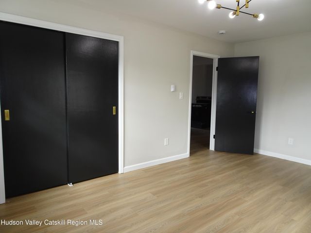 167 Route 23 1 C, Claverack-red Mills, NY 12513