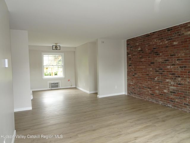 167 Route 23 1 C, Claverack-red Mills, NY 12513