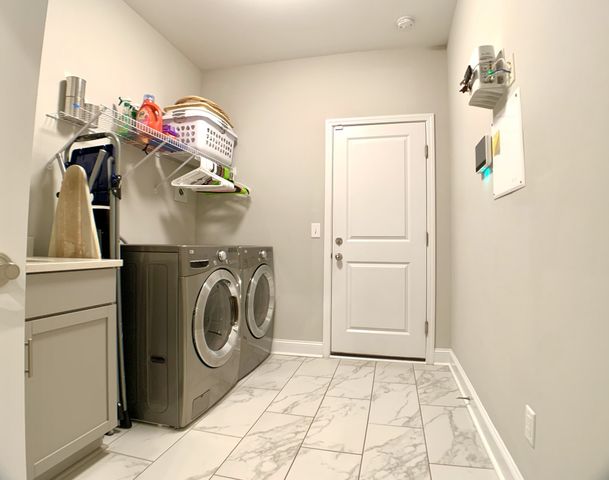 585 Dexter Dr, Clarksville, TN 37043