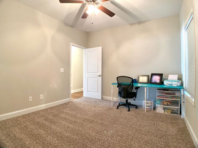 585 Dexter Dr, Clarksville, TN 37043