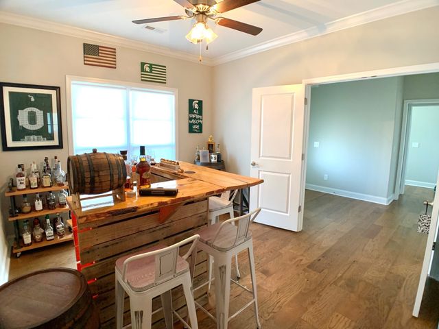 585 Dexter Dr, Clarksville, TN 37043