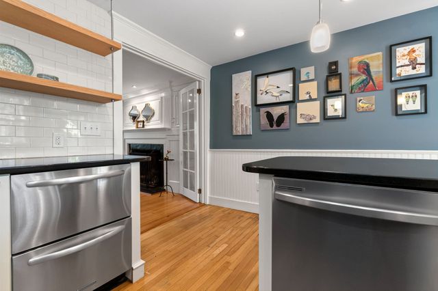 159 High St, Newburyport, MA 01950