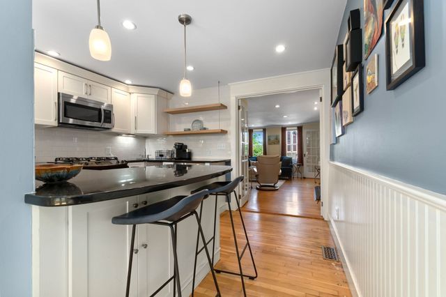 159 High St, Newburyport, MA 01950