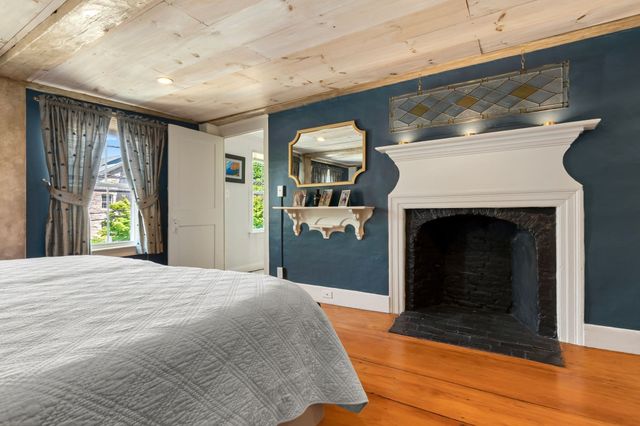 159 High St, Newburyport, MA 01950