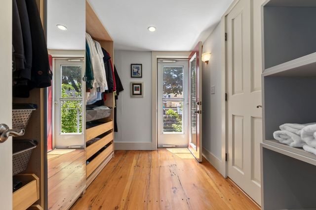 159 High St, Newburyport, MA 01950