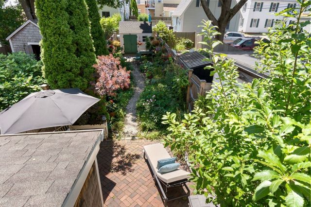 159 High St, Newburyport, MA 01950