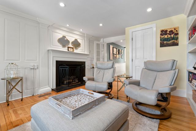 159 High St, Newburyport, MA 01950
