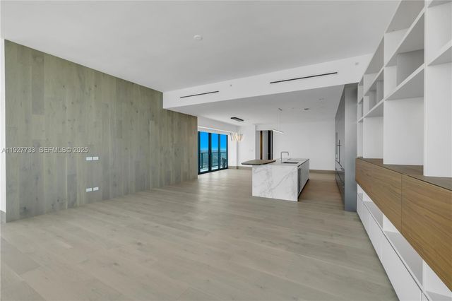 1451 Brickell Ave 4403, Miami, FL 33131