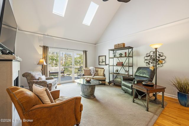 5519 Timber Ridge Dr, Prospect, KY 40059