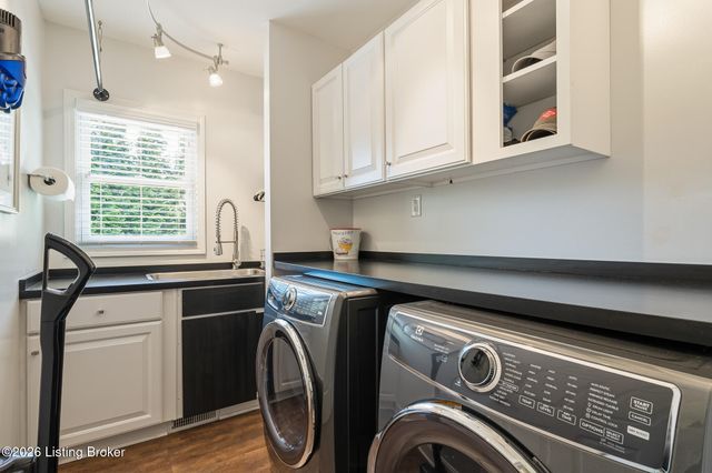 5519 Timber Ridge Dr, Prospect, KY 40059