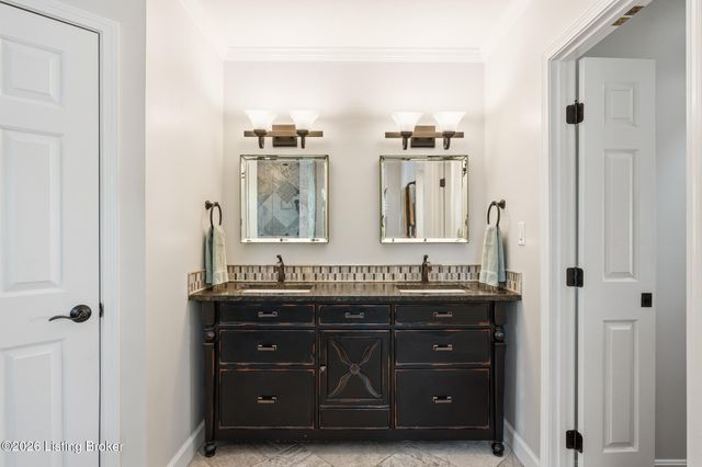 5519 Timber Ridge Dr, Prospect, KY 40059