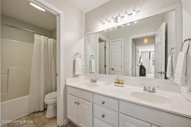 5519 Timber Ridge Dr, Prospect, KY 40059