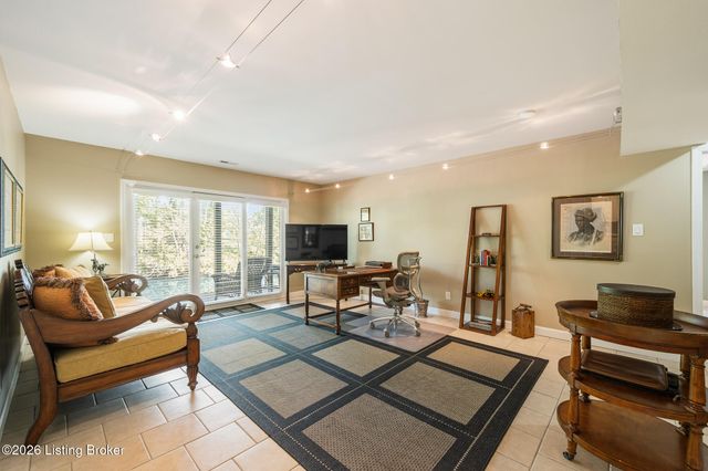 5519 Timber Ridge Dr, Prospect, KY 40059