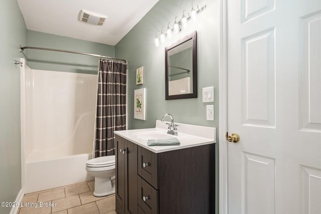 5519 Timber Ridge Dr, Prospect, KY 40059