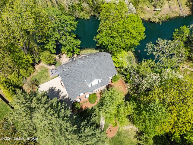 5519 Timber Ridge Dr, Prospect, KY 40059