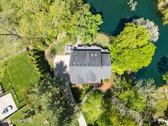 5519 Timber Ridge Dr, Prospect, KY 40059