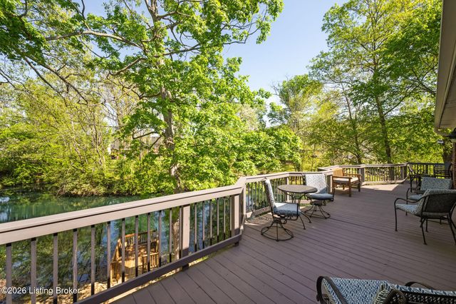 5519 Timber Ridge Dr, Prospect, KY 40059