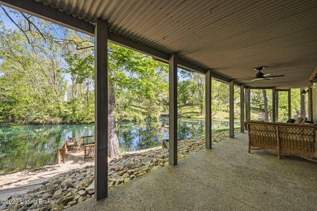 5519 Timber Ridge Dr, Prospect, KY 40059