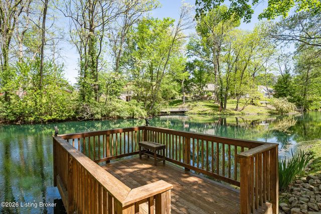 5519 Timber Ridge Dr, Prospect, KY 40059