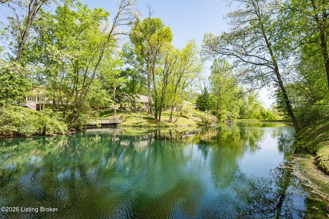 5519 Timber Ridge Dr, Prospect, KY 40059