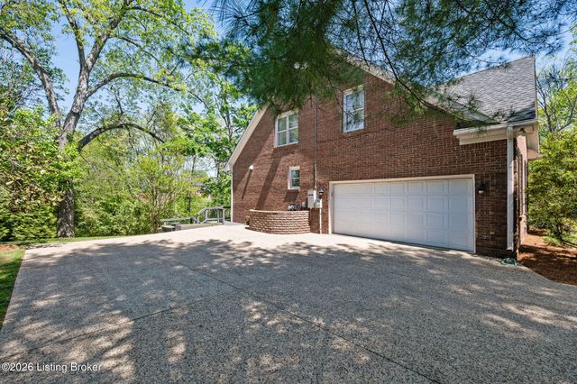 5519 Timber Ridge Dr, Prospect, KY 40059