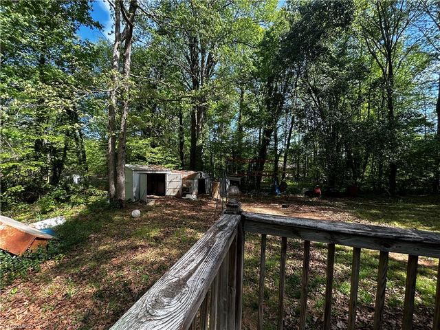 389 Keystone Drive, Summerfield, NC 27358