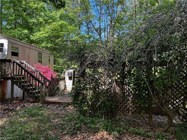 389 Keystone Drive, Summerfield, NC 27358