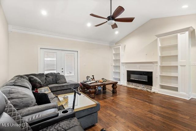 16029 Cherry Drive, Biloxi, MS 39532