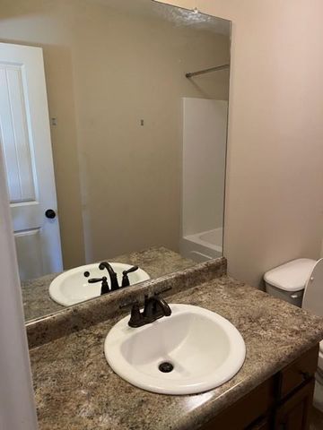 2197 Spring Grove W, Mobile, AL 36695