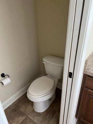 2197 Spring Grove W, Mobile, AL 36695