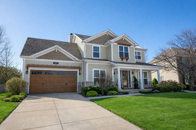2203 Brookwood Drive, South Elgin, IL 60177