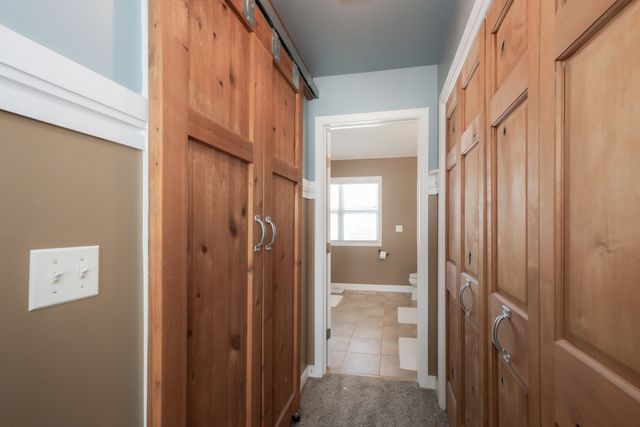 2203 Brookwood Drive, South Elgin, IL 60177