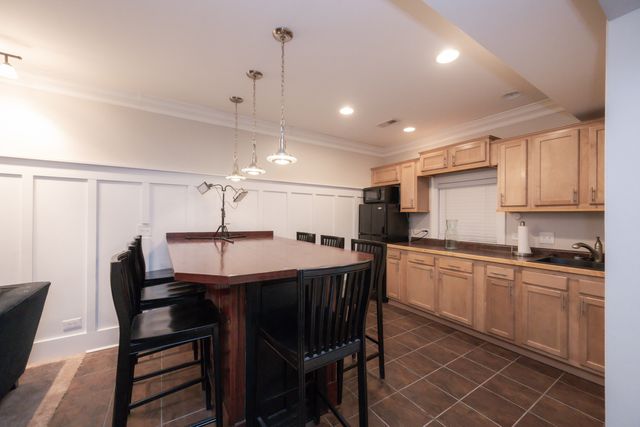 2203 Brookwood Drive, South Elgin, IL 60177