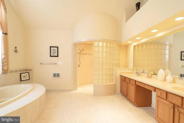 12808 VICAR WOODS LN, Bowie, MD 20720