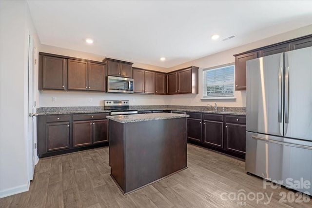 7112 Finnigan Road, Charlotte, NC 28215